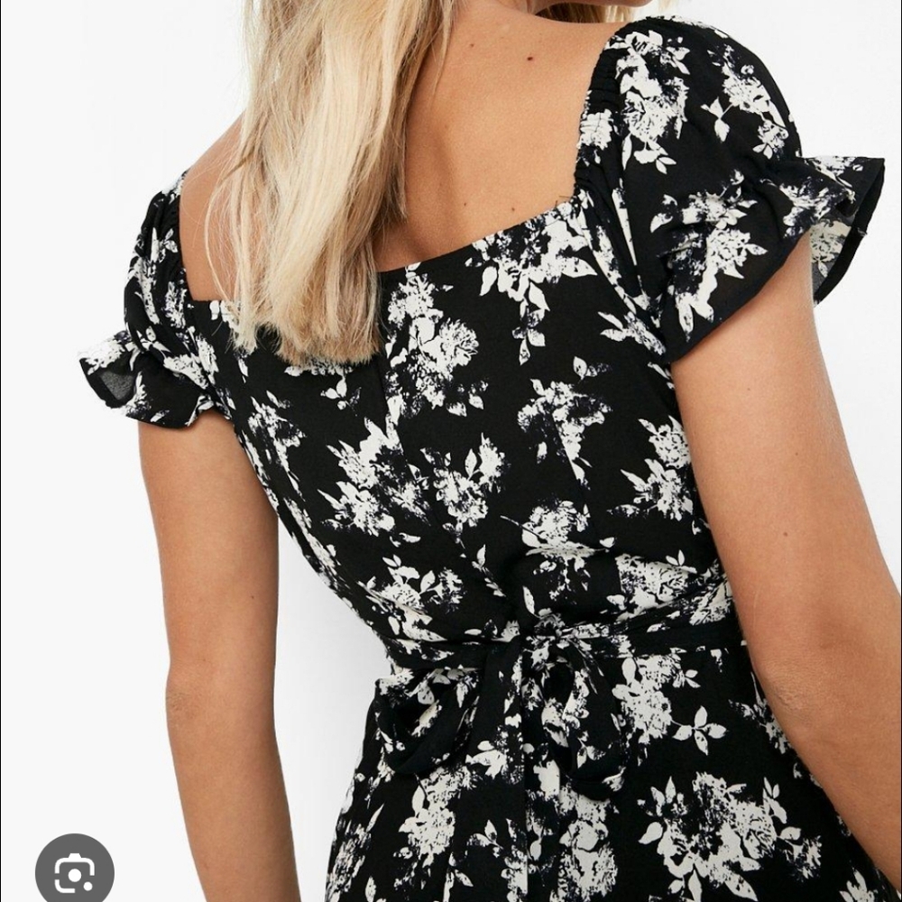 Floral Black and White Baby Doll Dress Size Med